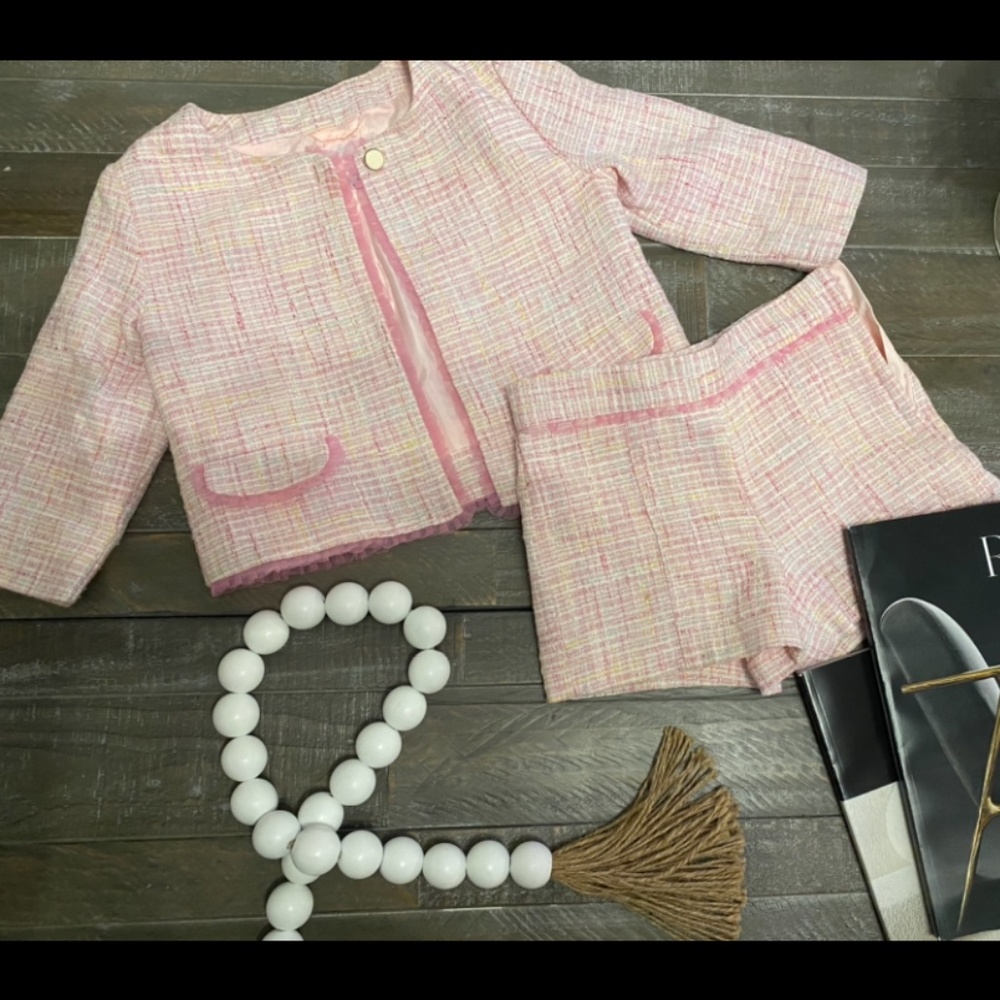 Janie and Jack size 6 boucle short set